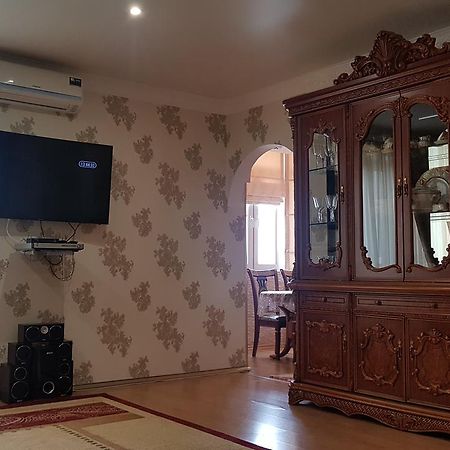 Люкс Апартаменты Центр Sukhumi Luaran gambar