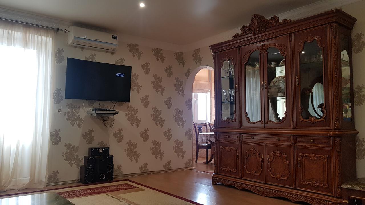 Люкс Апартаменты Центр Sukhumi Luaran gambar